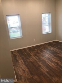 2235 Ingersoll St photo'