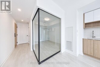 5 Defries St in Toronto, ON - Building Photo - Building Photo