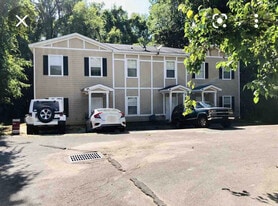 542 Collinsford Rd in Tallahassee, FL - Building Photo