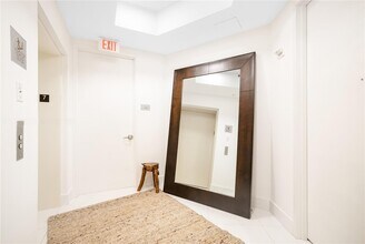 15901 Collins Ave, Unit 707 in Sunny Isles Beach, FL - Foto de edificio - Building Photo