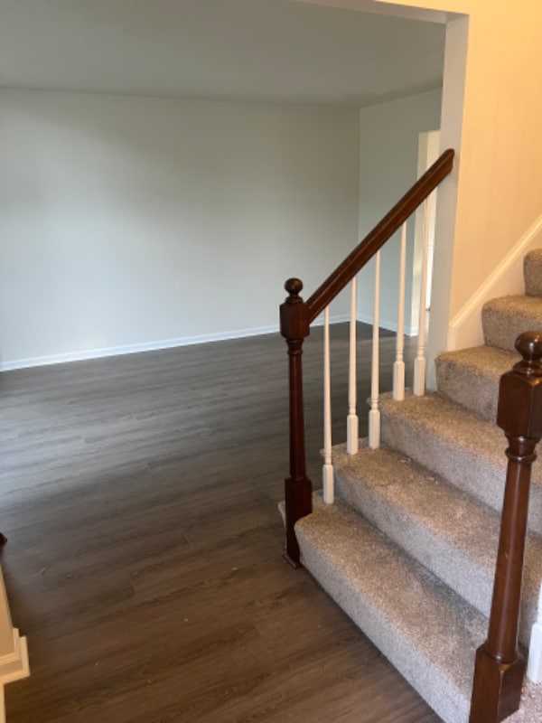 2633 Pender Dr in Virginia Beach, VA - Foto de edificio - Building Photo