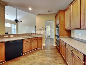 636 Long Melford Dr in Rolesville, NC - Foto de edificio - Building Photo