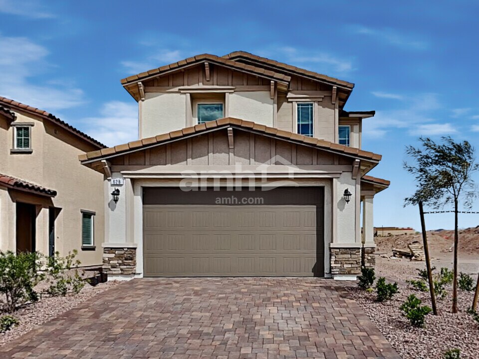 628 N Water St in Henderson, NV - Building Photo