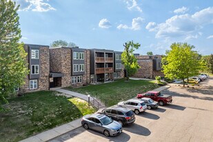 Bridge Walk Condominium in Minneapolis, MN - Building Photo