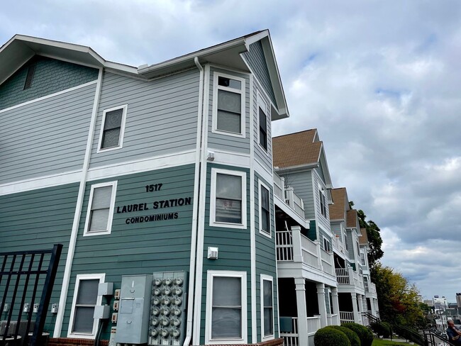 property at 1517 Laurel Ave