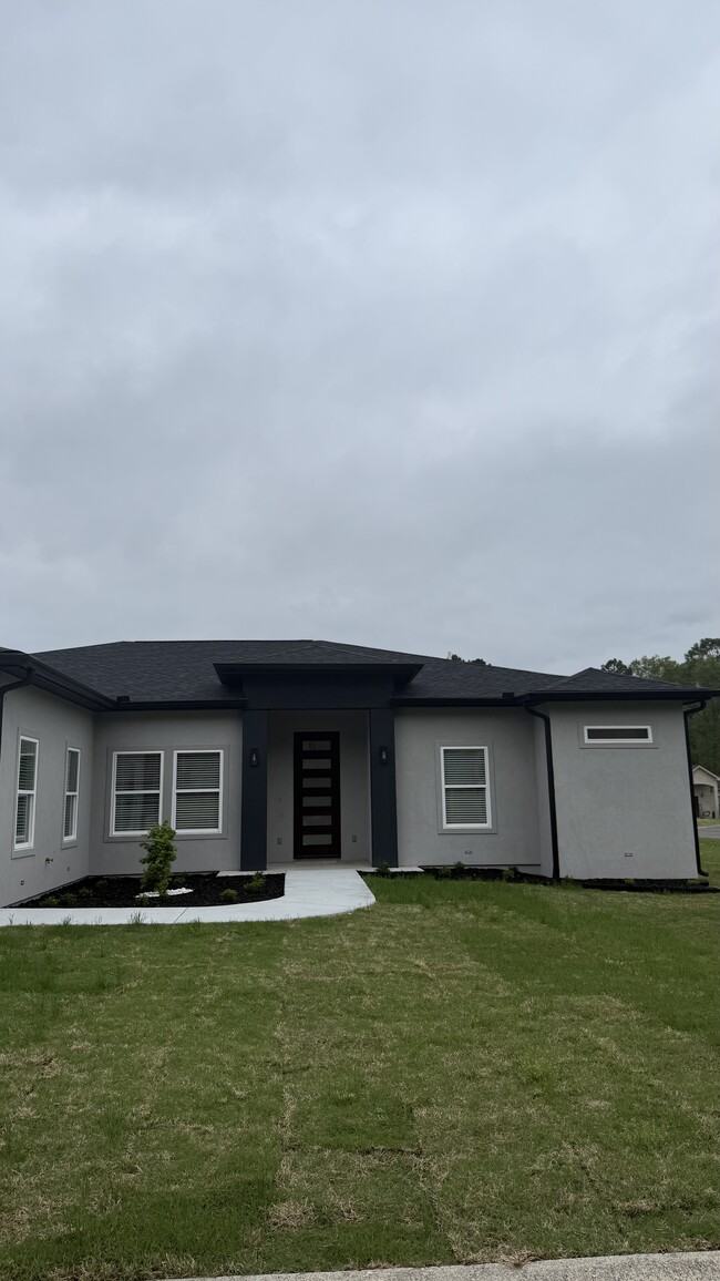property at 219 Fox Chase Cir