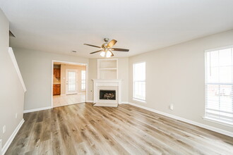 10738 Pecan View Dr in Olive Branch, MS - Building Photo - Building Photo