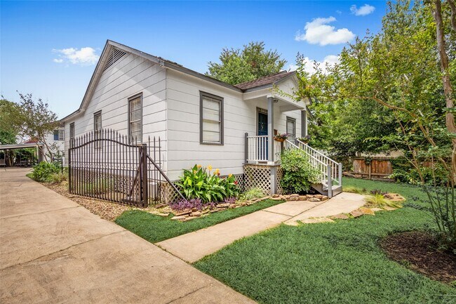1024 W 16th St in Houston, TX - Building Photo - Building Photo