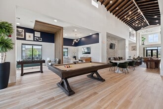 Elan Harvest Green in Richmond, TX - Foto de edificio - Building Photo