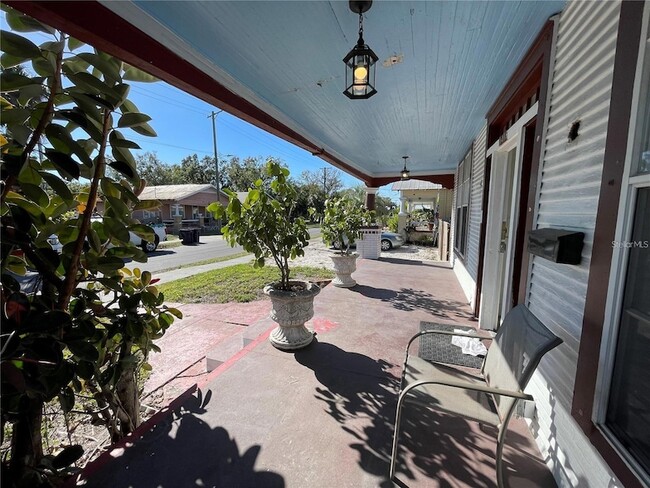 2418 E 9th Ave in Tampa, FL - Building Photo - Building Photo