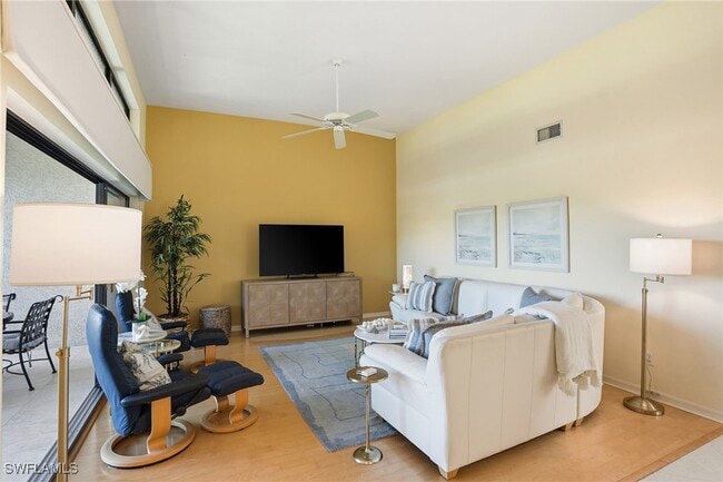 7048 Pelican Bay Blvd