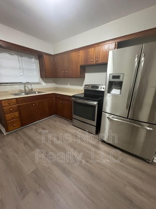 property at 1861 Agler Rd