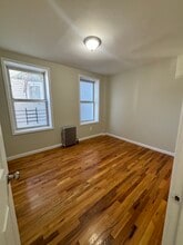 75 N 9th St, Unit 5 in Newark, NJ - Building Photo - Building Photo