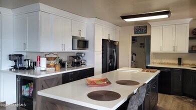 727 Douglas Ave in Prescott, AZ - Building Photo - Building Photo