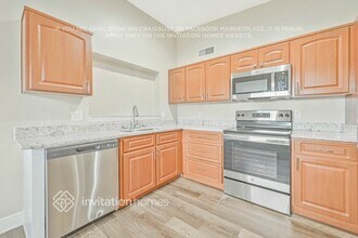 2412 Martinwood Dr in Orlando, FL - Building Photo - Building Photo