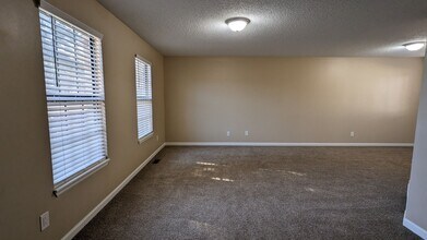 910 Harbourne St in Colorado Springs, CO - Building Photo - Building Photo