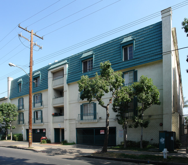 Ross Manor in Santa Ana, CA - Foto de edificio - Building Photo