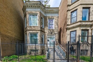 1234 S Lawndale Ave in Chicago, IL - Building Photo