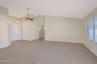 5654 E Fairfield St in Mesa, AZ - Building Photo - Building Photo