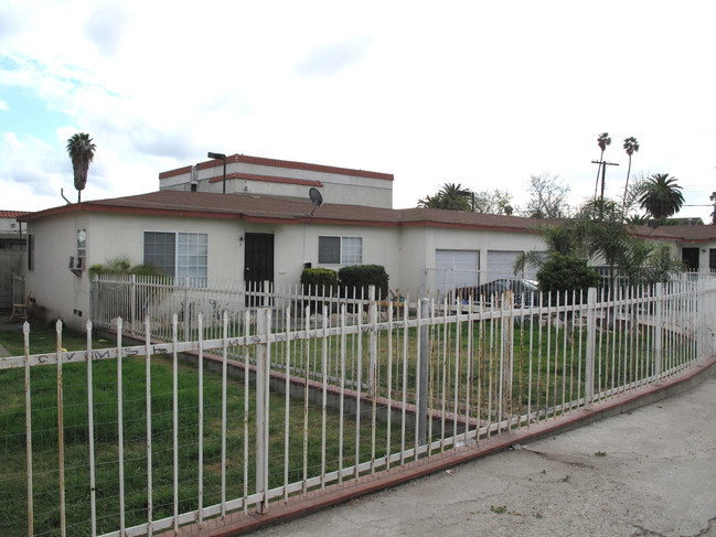 620-624 Alondra Blvd in Compton, CA - Foto de edificio - Building Photo