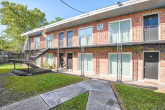 Villas at Emerald Park in Gretna, LA - Foto de edificio - Building Photo
