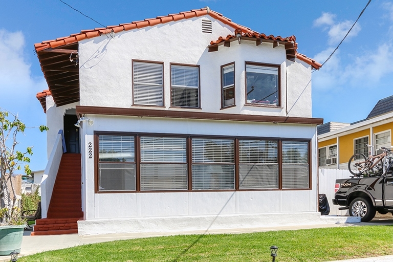 222 W Marquita in San Clemente, CA - Foto de edificio