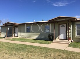 514 Dowden Rd in Wolfforth, TX - Building Photo