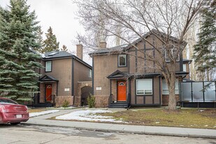 1911 25A St SW in Calgary, AB - Building Photo