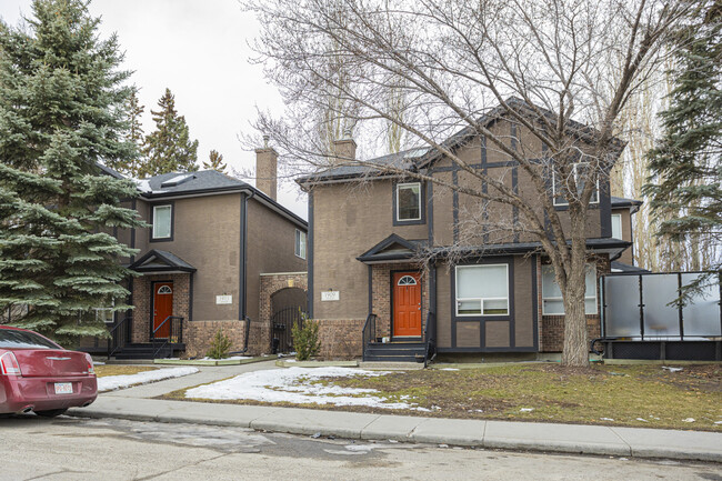 1911 25A St SW in Calgary, AB - Building Photo - Primary Photo