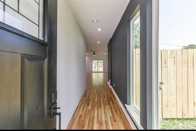 7330 Krueger Rd in Houston, TX - Building Photo - Building Photo