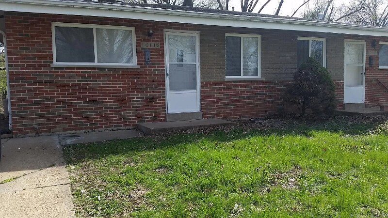 10116 Douglas Ct in St. Ann, MO - Building Photo