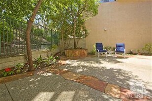 188 St Thomas Dr in Oak Park, CA - Building Photo