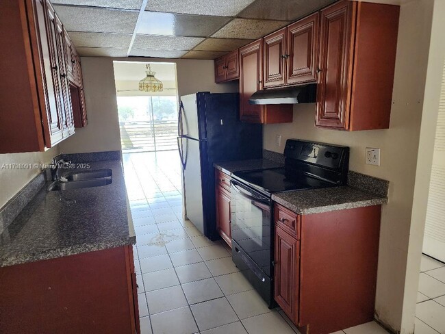 property at 3120 N Pine Island Rd