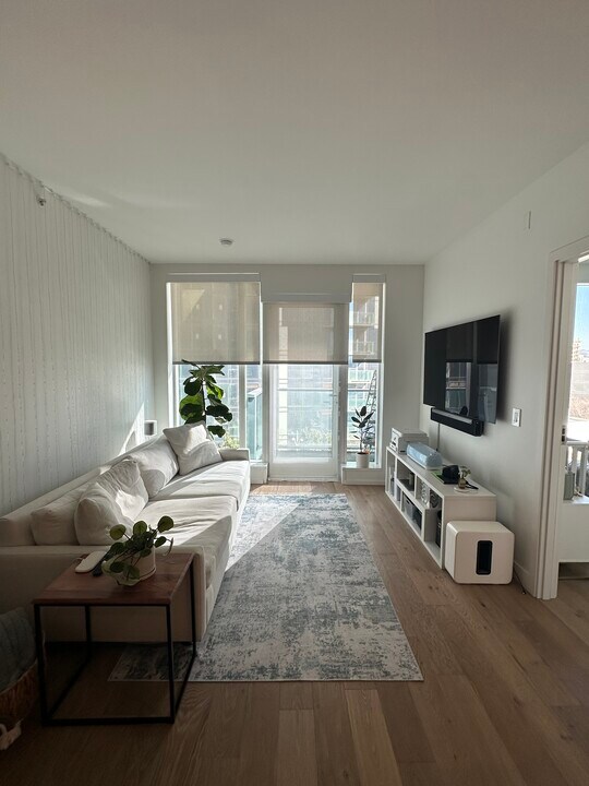 188 W Saint James St, Unit 10615 in San Jose, CA - Building Photo