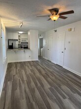 780 8th Ave S in Jacksonville Beach, FL - Building Photo - Building Photo