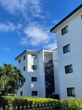 Pacific Ocean Partners LLC in Miami, FL - Foto de edificio - Building Photo