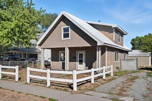 2409 E Queen Ave in Spokane, WA - Building Photo