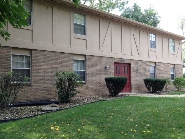 Cambridge Oaks Apartments in Connersville, IN - Building Photo