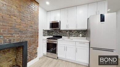 175 Orchard St in New York, NY - Building Photo - Building Photo