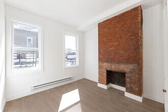 370 Central Ave in Jersey City, NJ - Building Photo - Building Photo