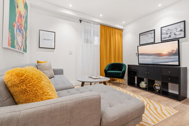 2455 Ancaster Cres in Vancouver, BC - Building Photo - Building Photo