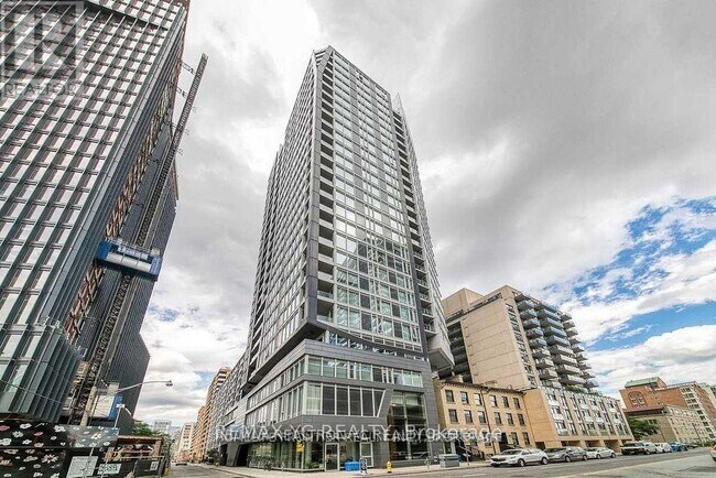 property at 68 Shuter St