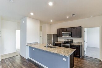 13609 Charles Abraham Wy in Manor, TX - Building Photo - Building Photo