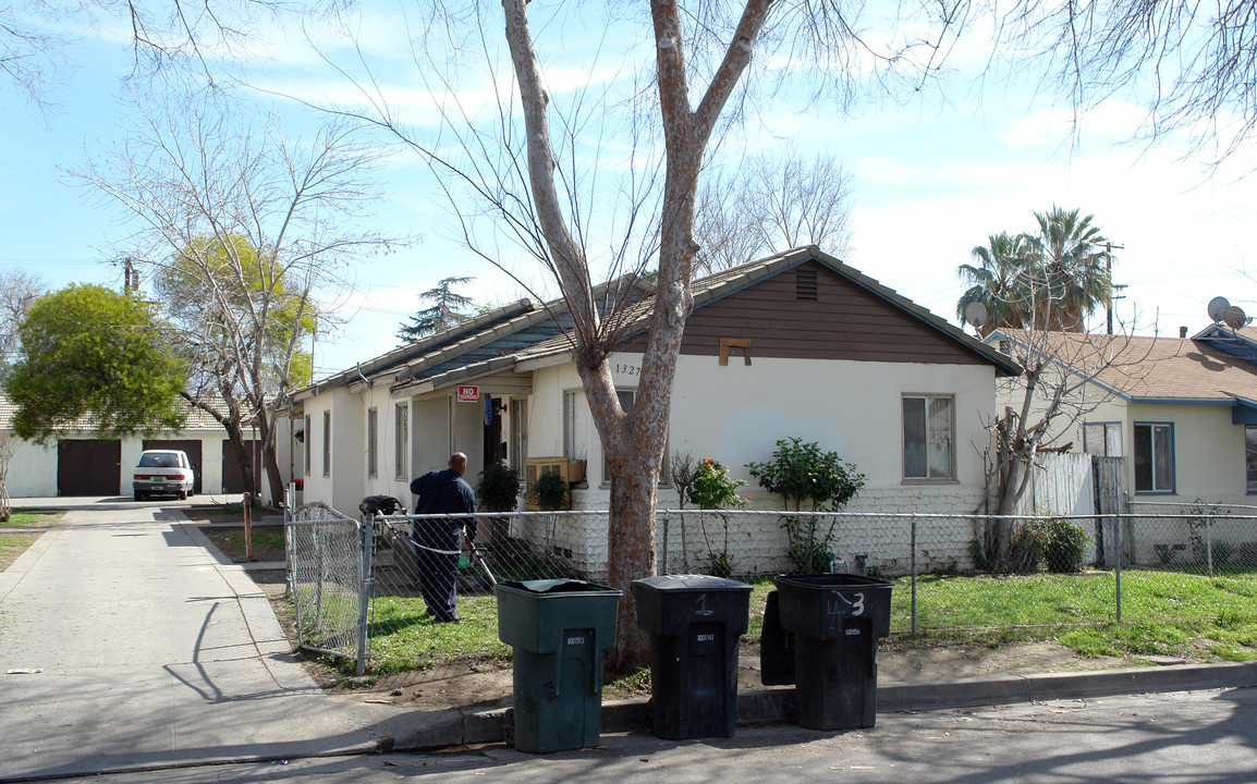 1327-1333 Wall Ave in San Bernardino, CA - Building Photo