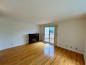 57 Rebecca Ln in San Francisco, CA - Building Photo - Building Photo