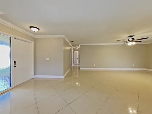 566 SW 168th Way in Weston, FL - Building Photo - Building Photo