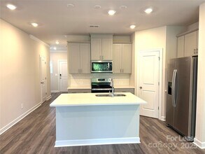 2100 Old Rivers Rd in Concord, NC - Building Photo - Building Photo