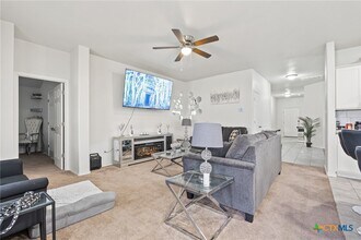 201 Danielle Dr in Killeen, TX - Building Photo - Building Photo