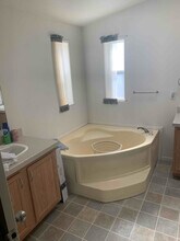 63605 Winters Rd in Joshua Tree, CA - Building Photo - Building Photo