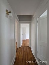 10 Eastview Ave in Yonkers, NY - Building Photo - Building Photo